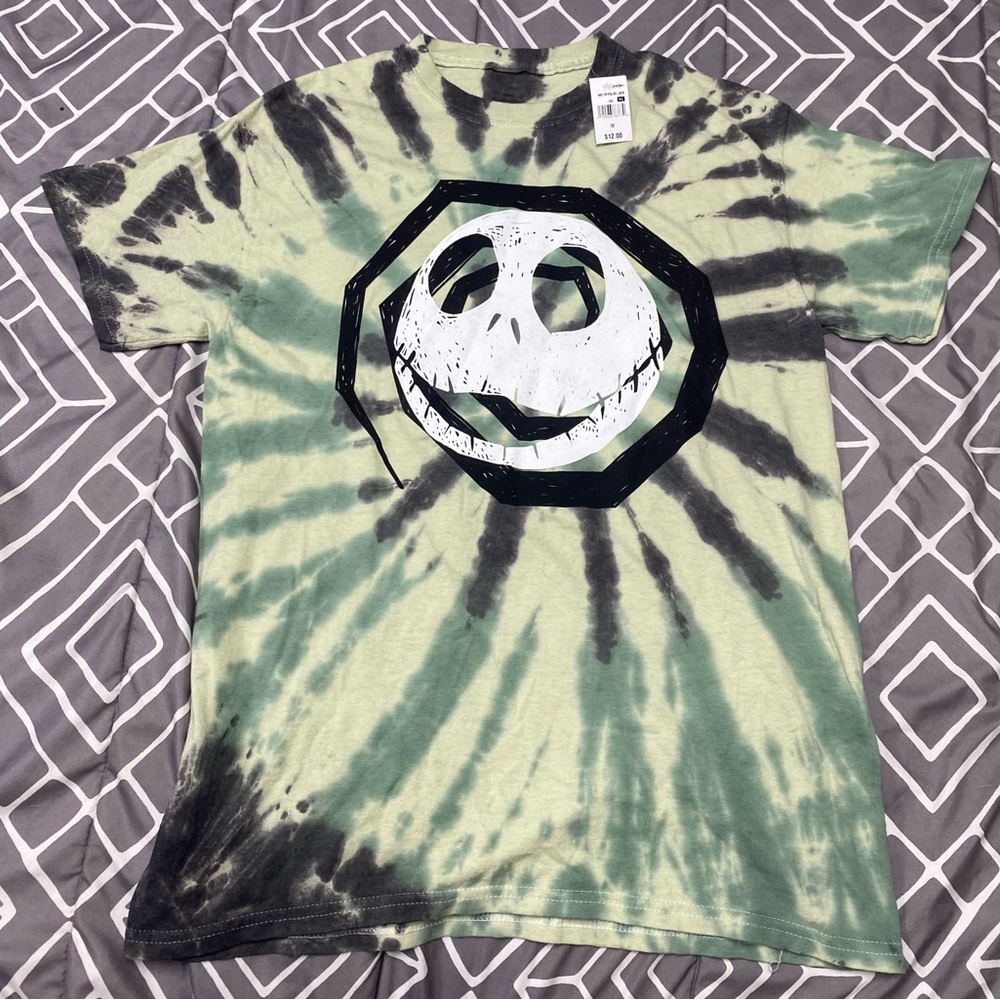 Jack skeleton tshirt
